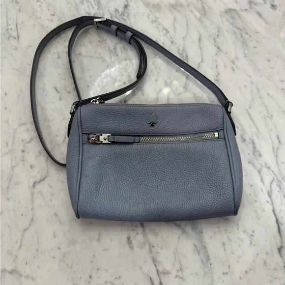 ❤️SOLD❤️ Kate Spade Light Blue Leather Crossbody Purse - Picture 1 of 6